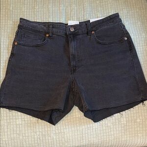 H&M Black High Waist Jean shorts